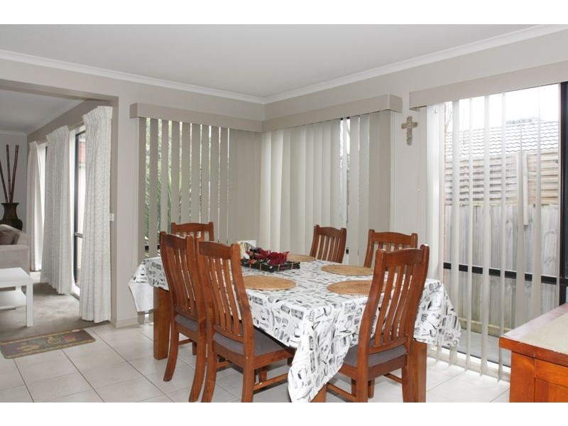 2 Sun Valley Boulevard, Lynbrook VIC 3975