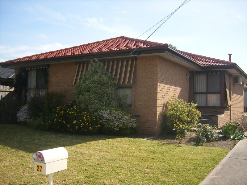 27 Alma Road, Hampton Park VIC 3976