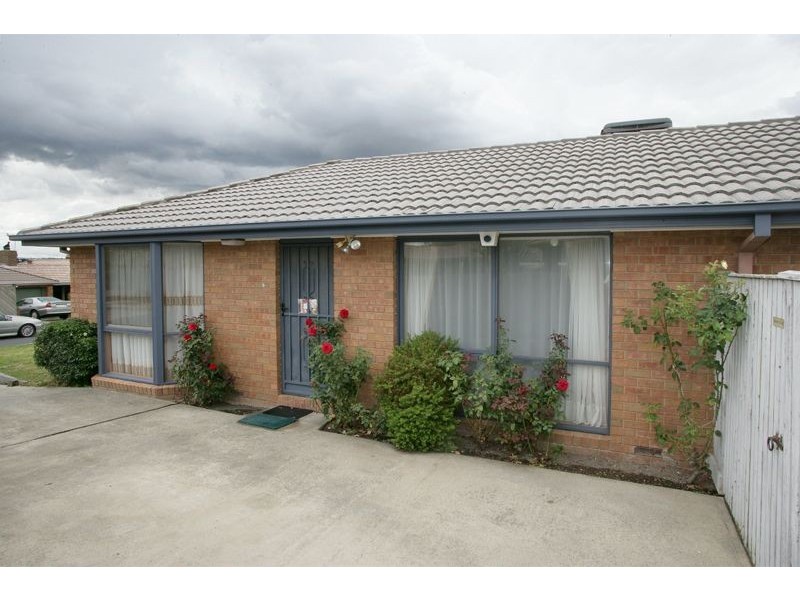 13 Dairyfarm Terrace, Hampton Park VIC 3976