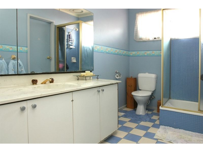 124 Somerville Road, Hampton Park VIC 3976