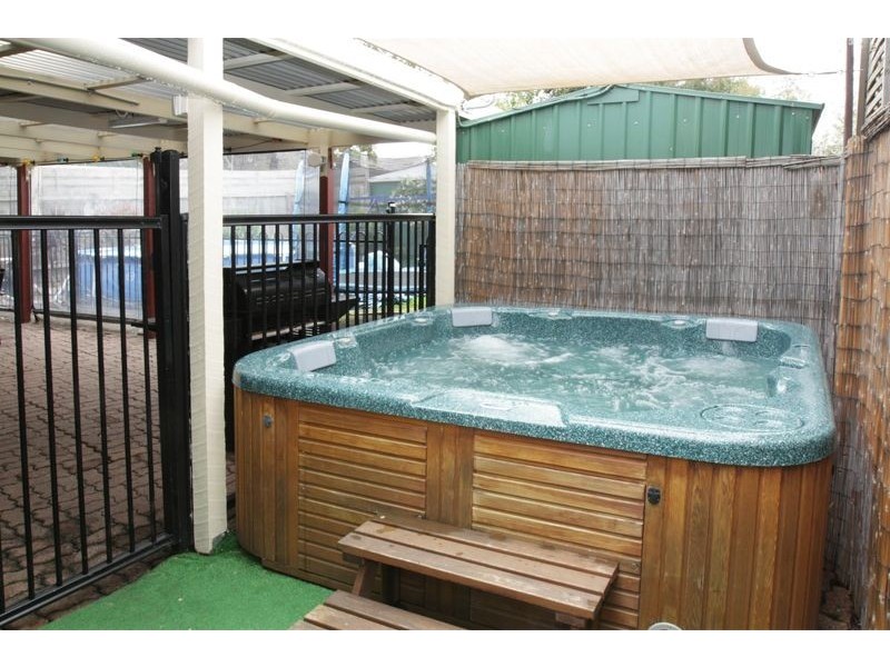 124 Somerville Road, Hampton Park VIC 3976