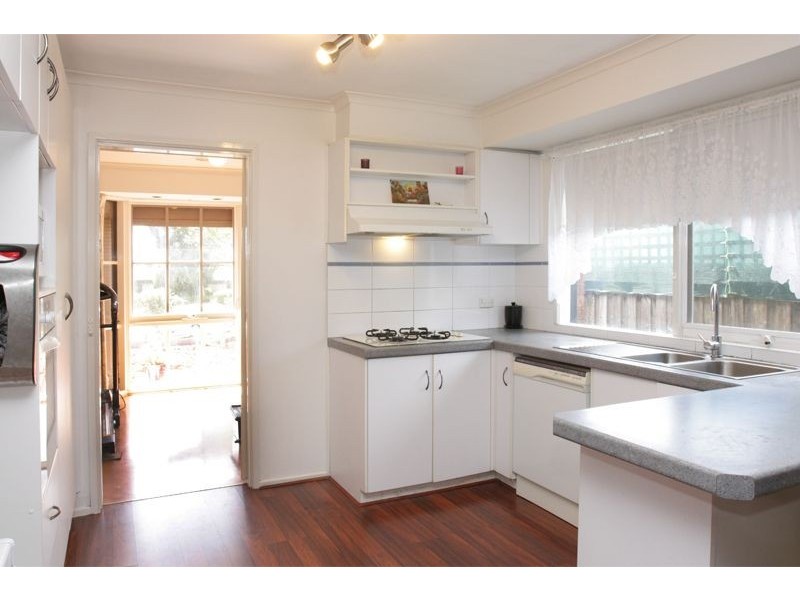 13 Isaac Edey Place, Hampton Park VIC 3976