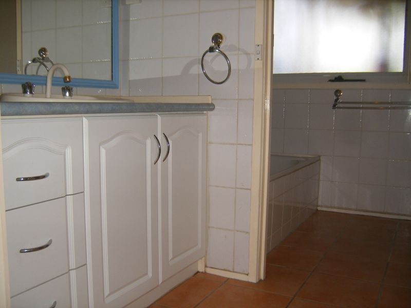 4 Casuarina Court, Hampton Park VIC 3976