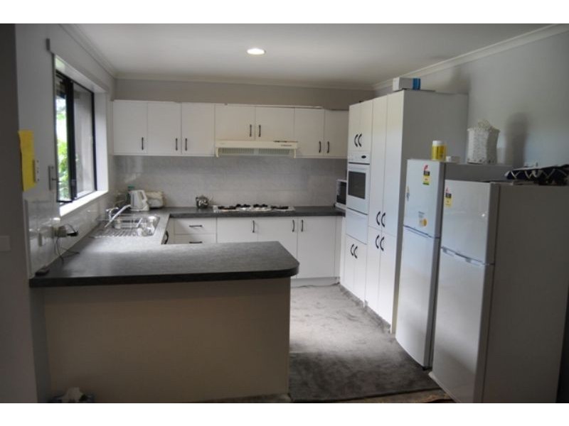 35 Bluegum Way, Hampton Park VIC 3976