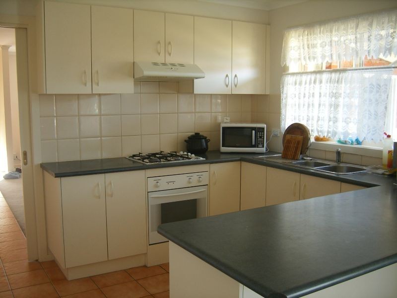 31 Kirkwood Crescent, Hampton Park VIC 3976