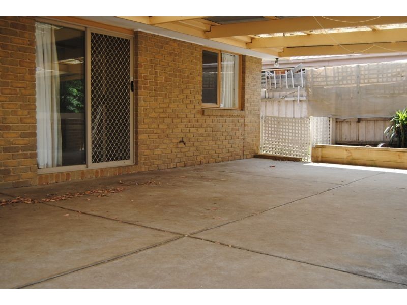 10 James Wyman Place, Hampton Park VIC 3976