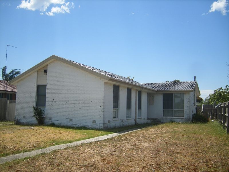 18 Deanswood Road, Hampton Park VIC 3976