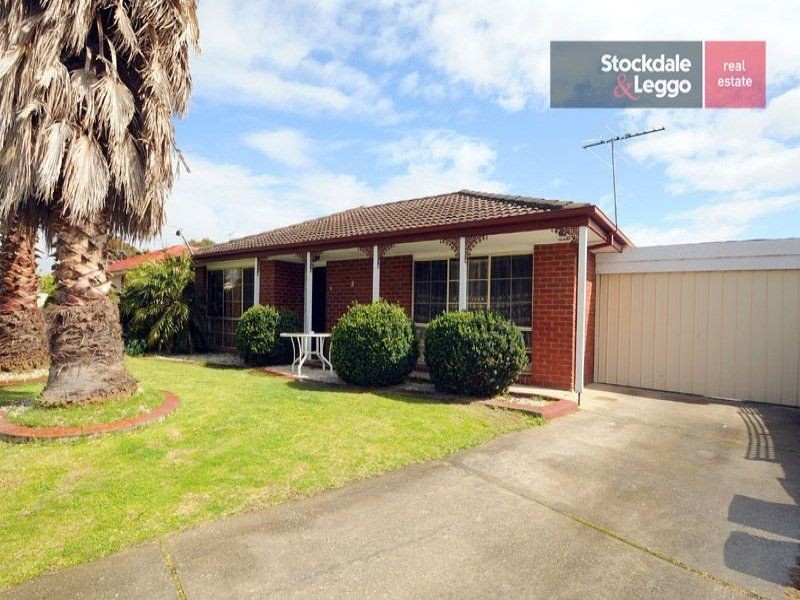 3 General Joshua Drive, Hampton Park VIC 3976