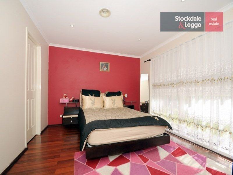 3 General Joshua Drive, Hampton Park VIC 3976