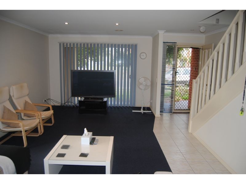 16 Provence Place, Narre Warren South VIC 3805