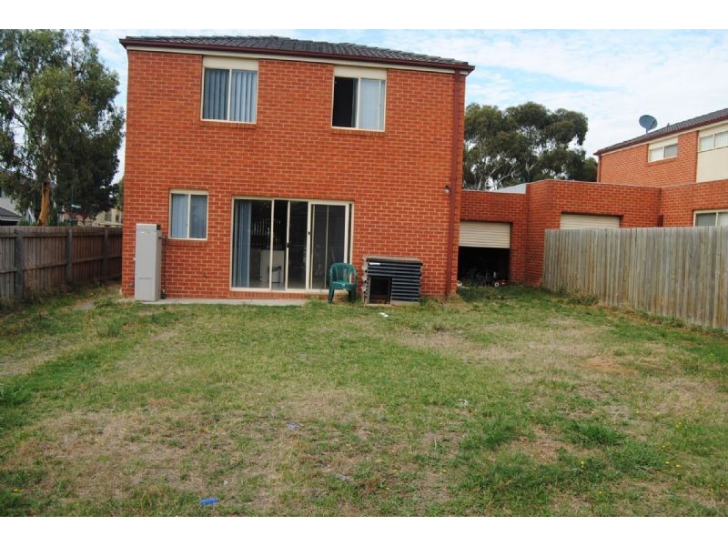 16 Provence Place, Narre Warren South VIC 3805