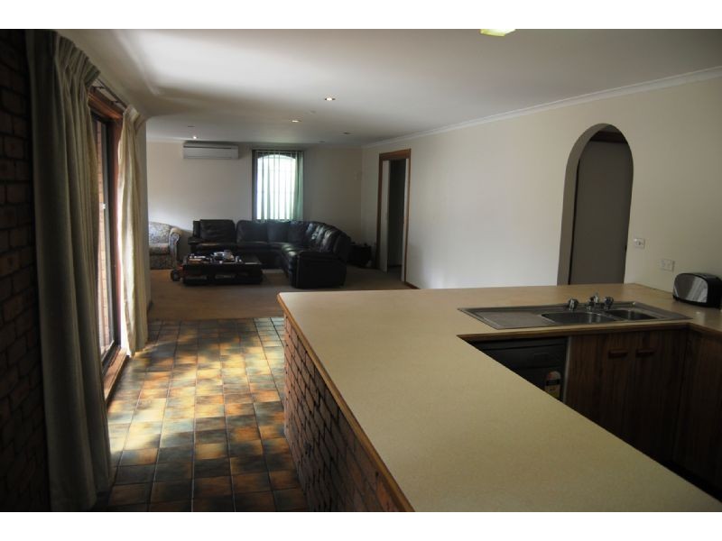 3 Craigie Court, Hampton Park VIC 3976