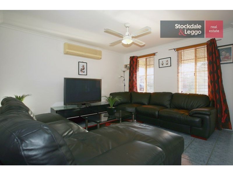 4 The Ridge, Hampton Park VIC 3976