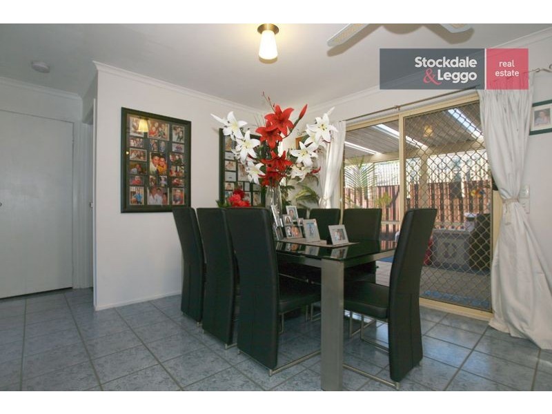 4 The Ridge, Hampton Park VIC 3976