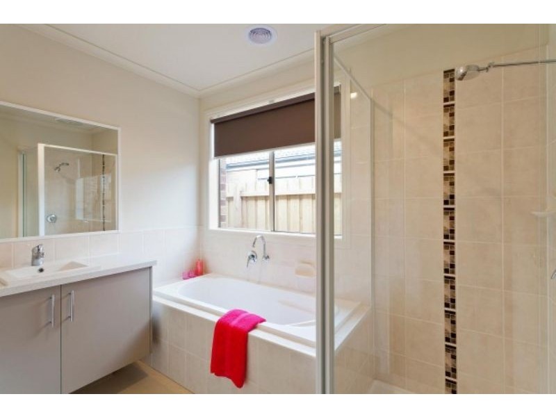 Cranbourne VIC 3977