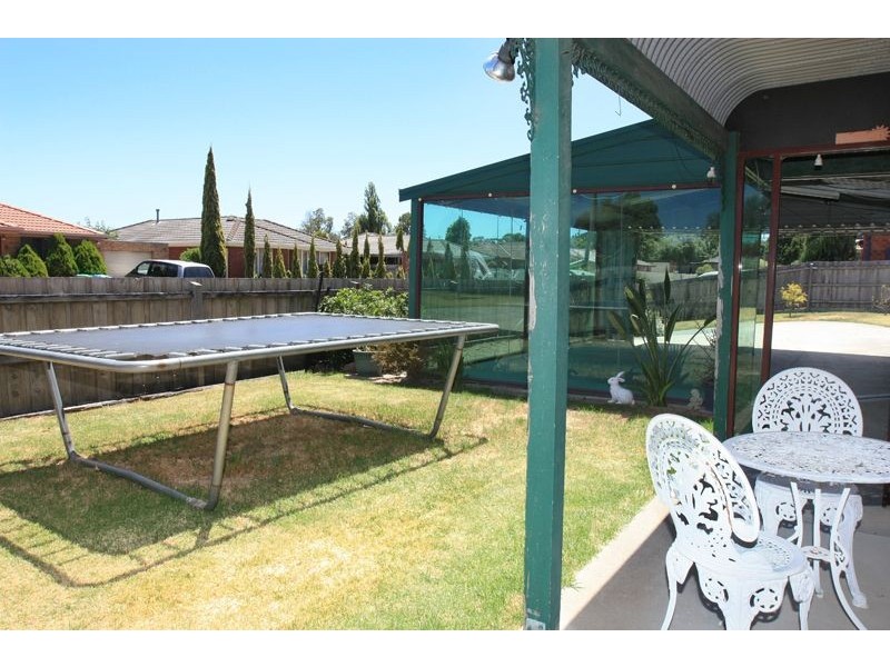 13 Kirkwood Crescent, Hampton Park VIC 3976