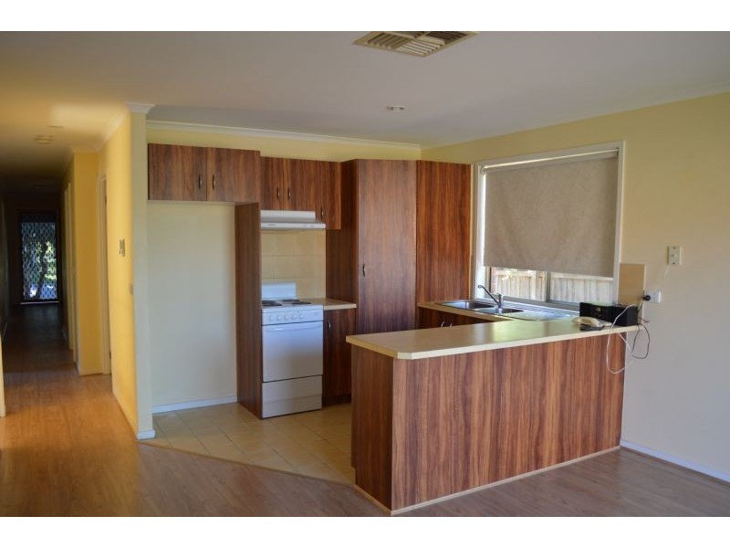 114 Central Road, Hampton Park VIC 3976