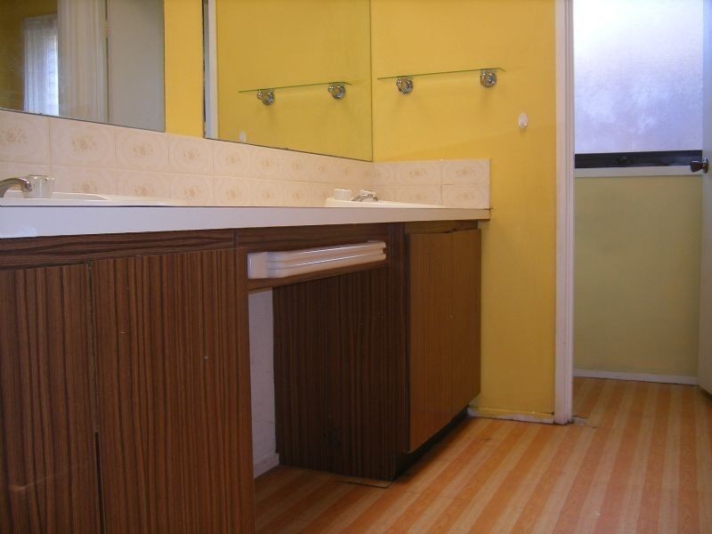 1/6 Sinclair Court, Hampton Park VIC 3976