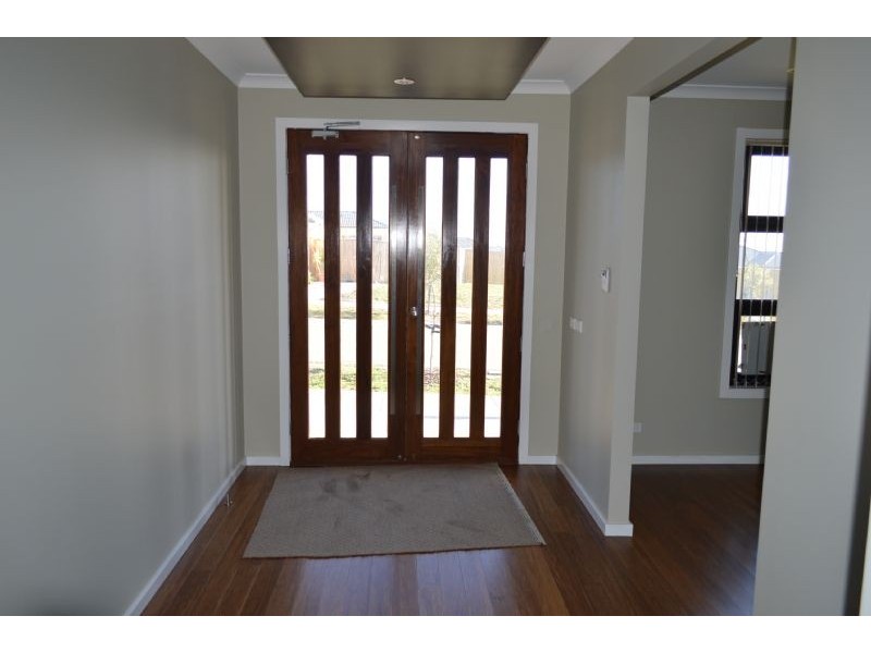 Lot 336 Everlasting Boulevard, Cranbourne West VIC 3977