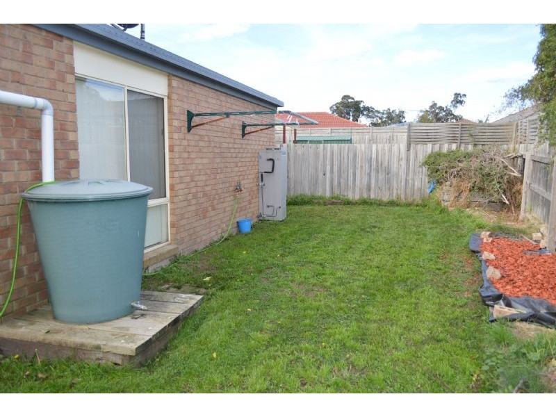 8 Gumtree Grove, Hampton Park VIC 3976