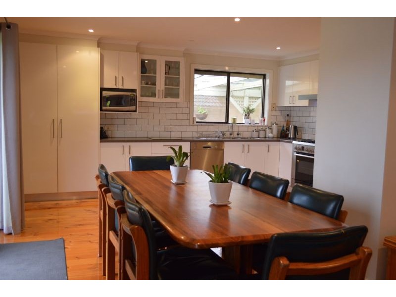 6 Pound Road, Hampton Park VIC 3976