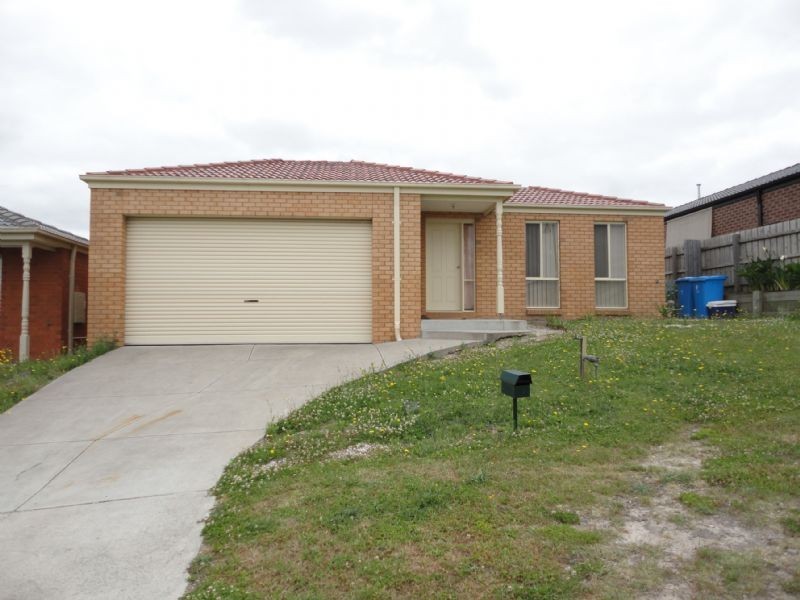 16 Tekarra Drive, Hampton Park VIC 3976
