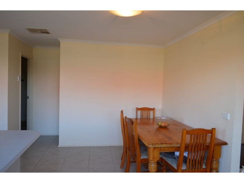 1/78 Warana Drive, Hampton Park VIC 3976