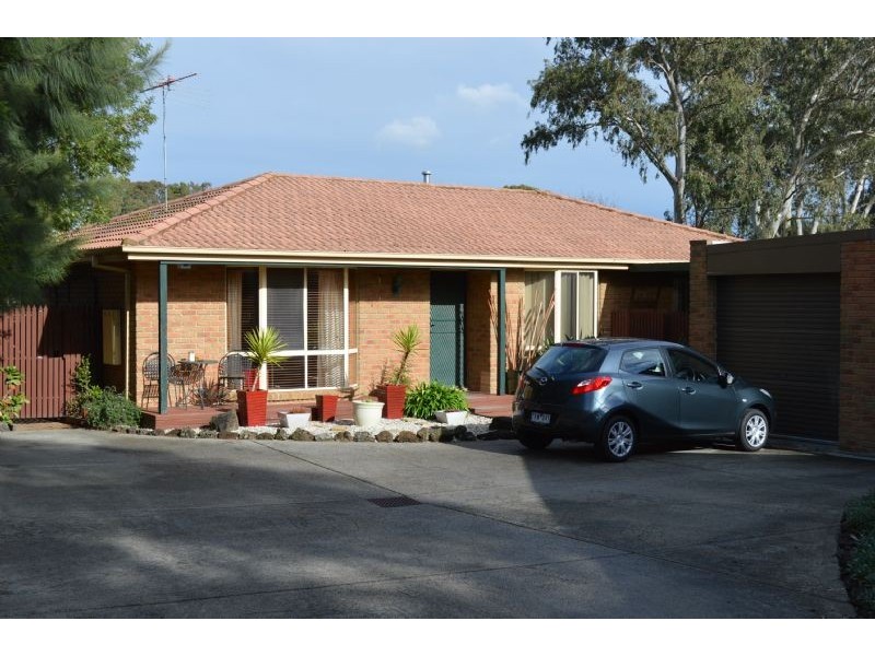 11/2 Jason Place, Hampton Park VIC 3976