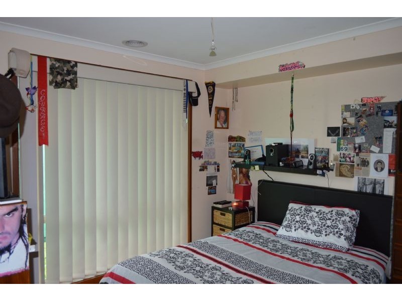 11/2 Jason Place, Hampton Park VIC 3976