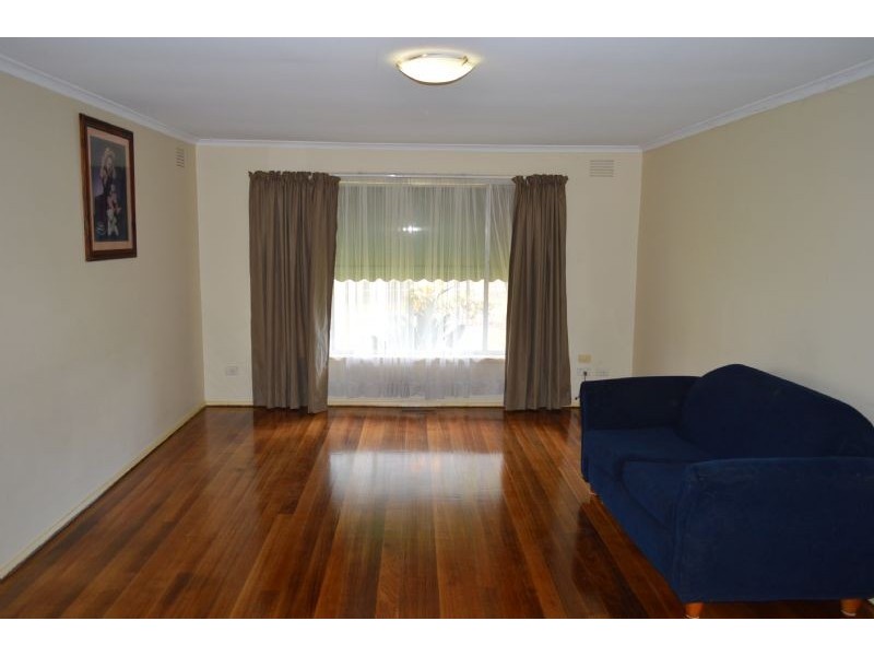 11 Bellbrook Drive, Dandenong North VIC 3175