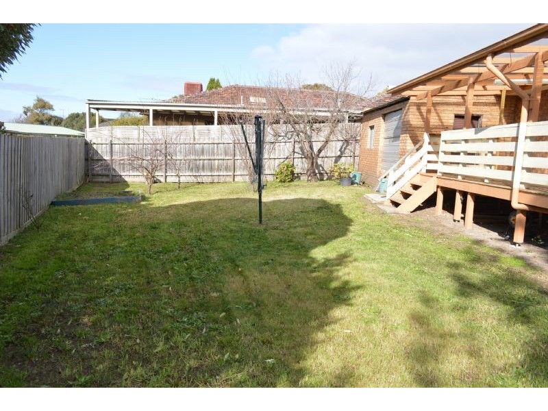 11 Bellbrook Drive, Dandenong North VIC 3175