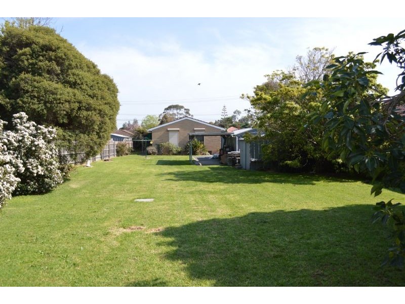 24 Claude Street, Seaford VIC 3198