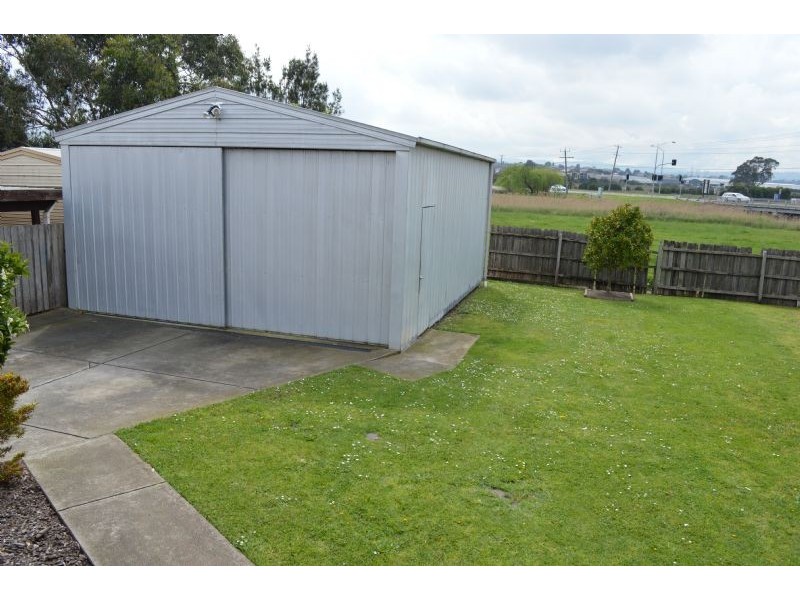 95 Willow Drive, Hampton Park VIC 3976