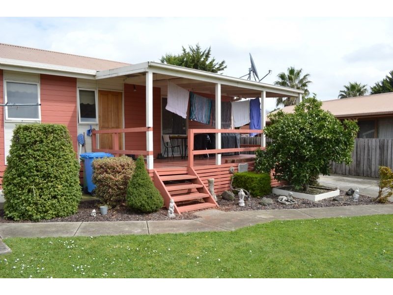 95 Willow Drive, Hampton Park VIC 3976