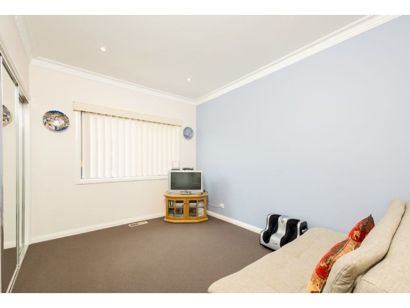 17 Devaney Avenue, Lynbrook VIC 3975