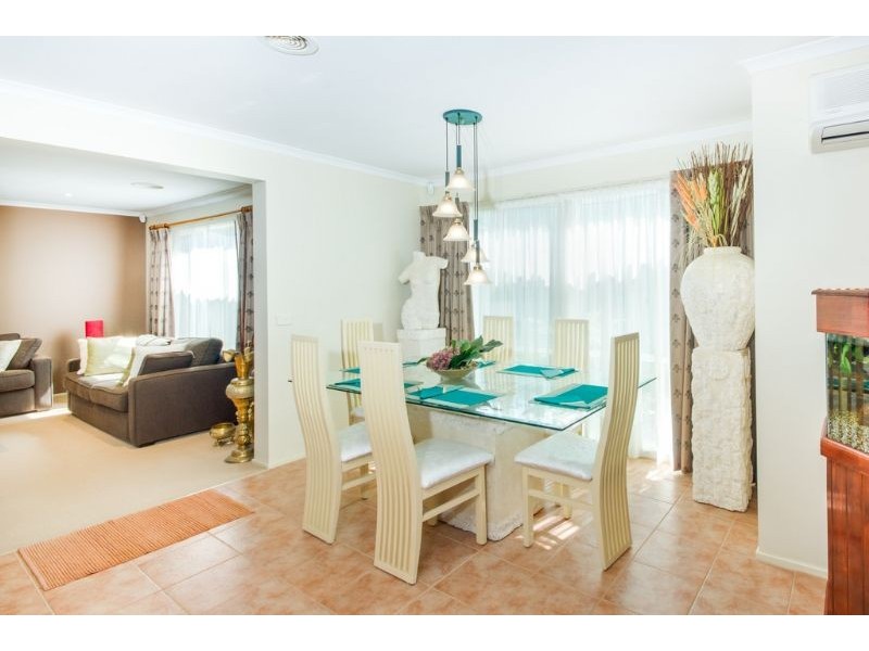 10 Jude Place, Narre Warren South VIC 3805