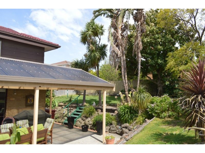 9 Donelly Road, Hallam VIC 3803