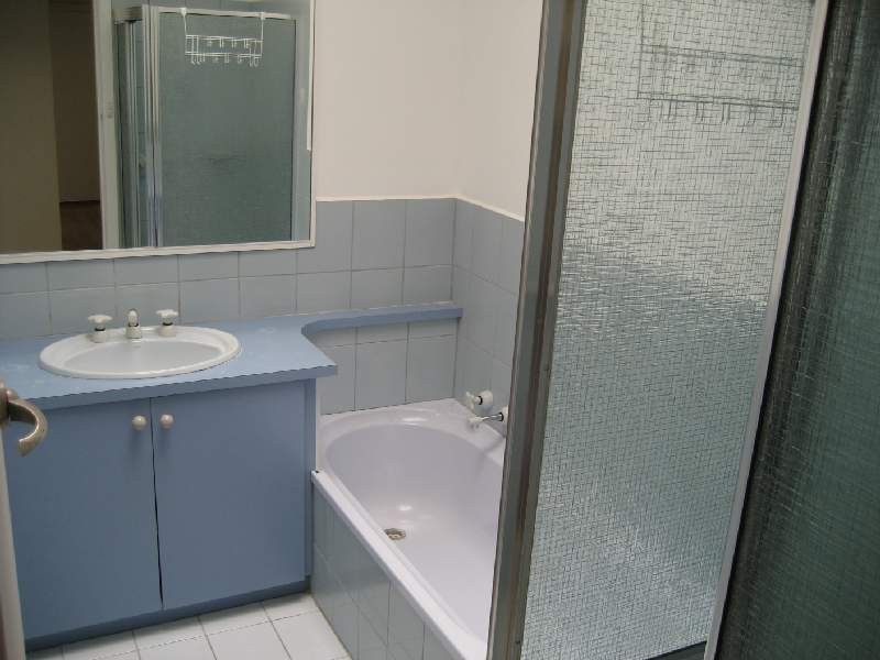 16 Gungarlan Drive, Keilor East VIC 3033