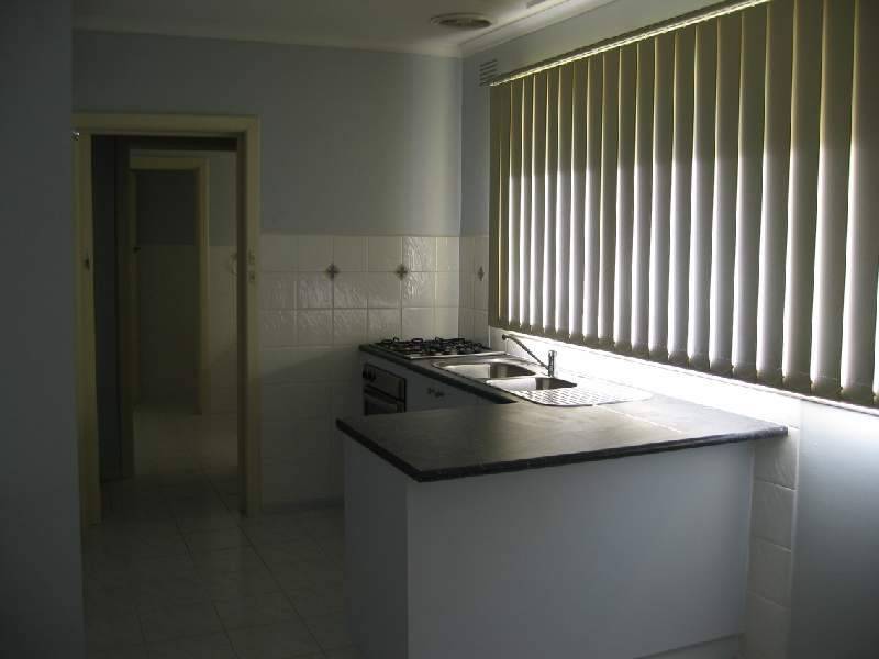 36 Riverside Avenue, Avondale Heights VIC 3034