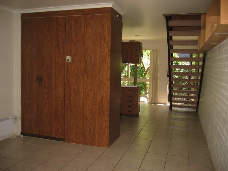 9/9 Grandview Avenue, Maribyrnong VIC 3032