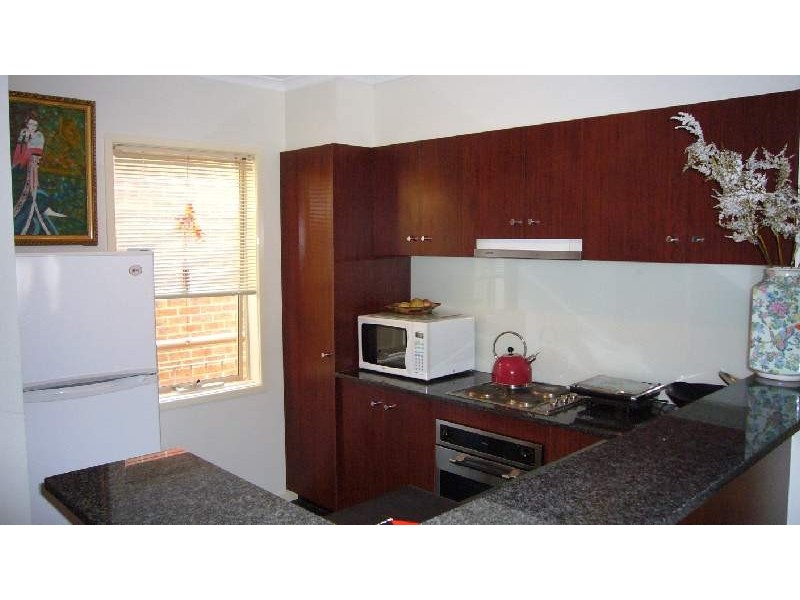 38 Village Way, Maribyrnong VIC 3032