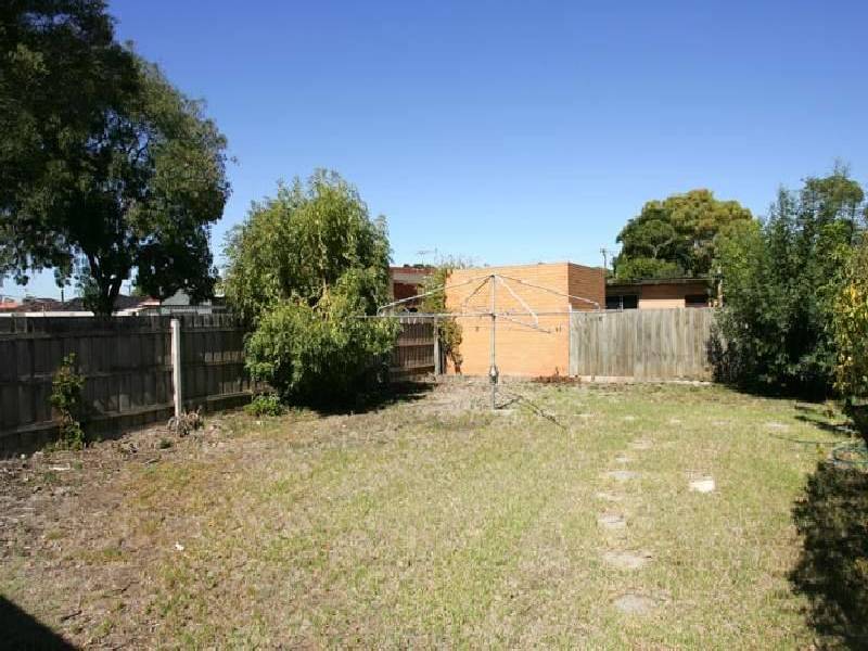 4 Milleara Road, Keilor East VIC 3033