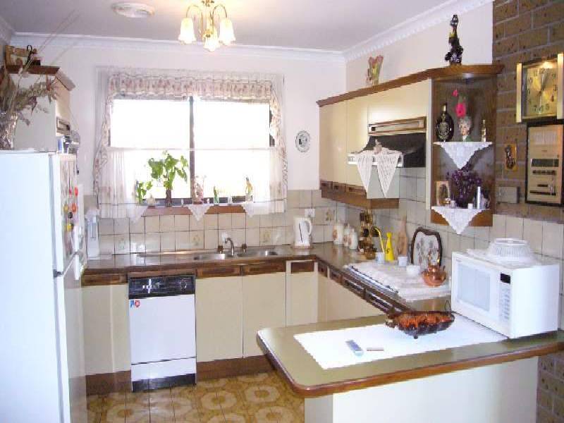 1 West Gateway, Keilor East VIC 3033