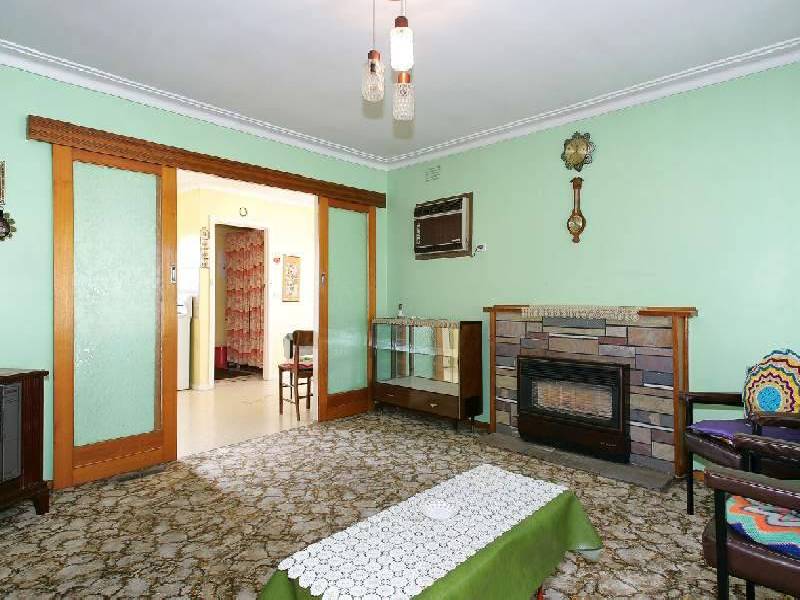 12 Sterling Drive, Keilor East VIC 3033