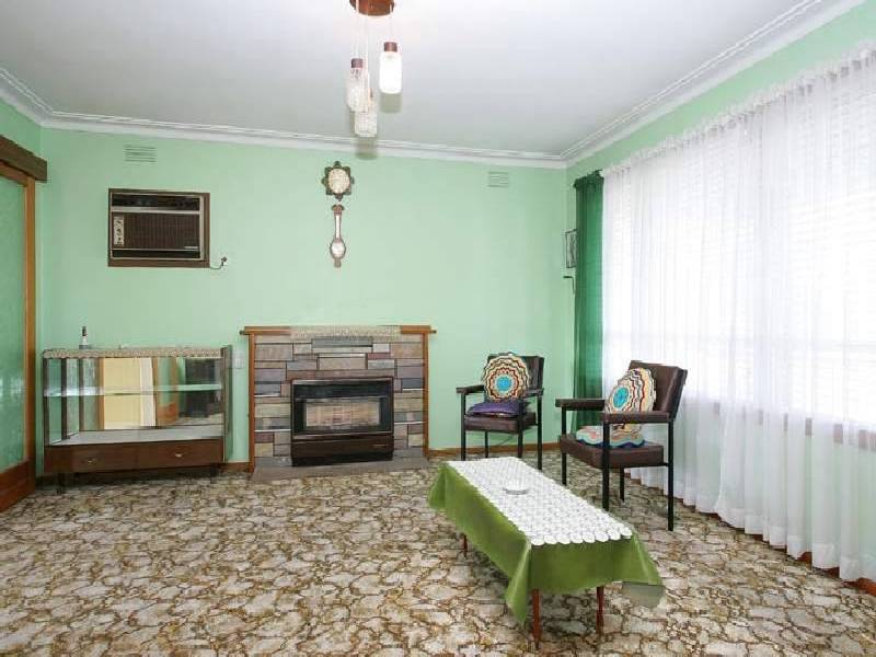 12 Sterling Drive, Keilor East VIC 3033