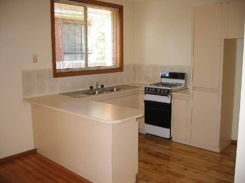 2/52 Orleans Road, Avondale Heights VIC 3034