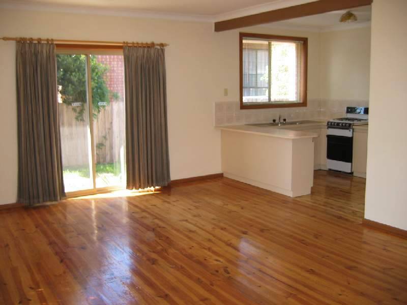 2/52 Orleans Road, Avondale Heights VIC 3034