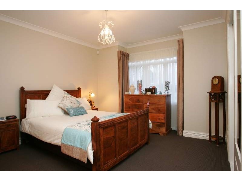 87 David Avenue, Keilor East VIC 3033