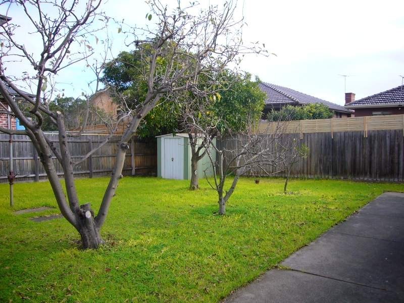 19 Kingsley Road, Airport West VIC 3042