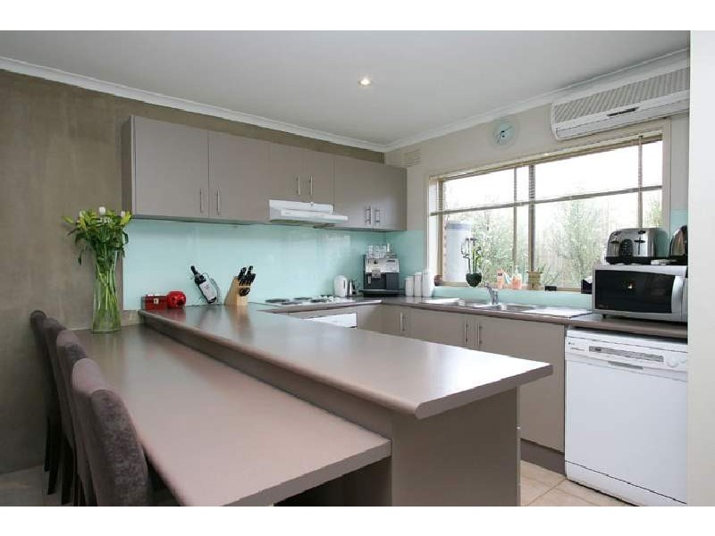 27/25 Goble Street, Niddrie VIC 3042